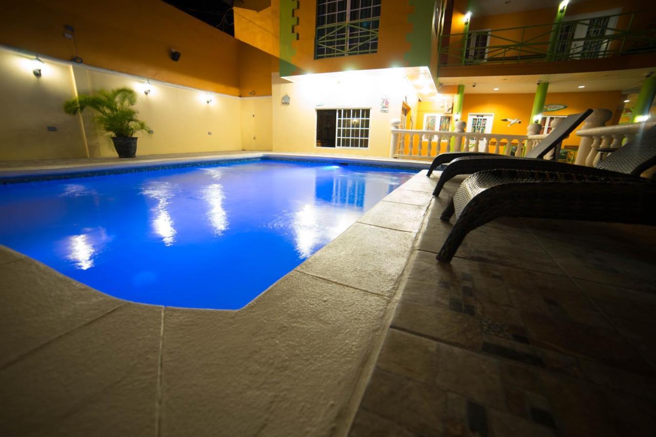 Beverly'S Oasis Suites Scarborough Εξωτερικό φωτογραφία