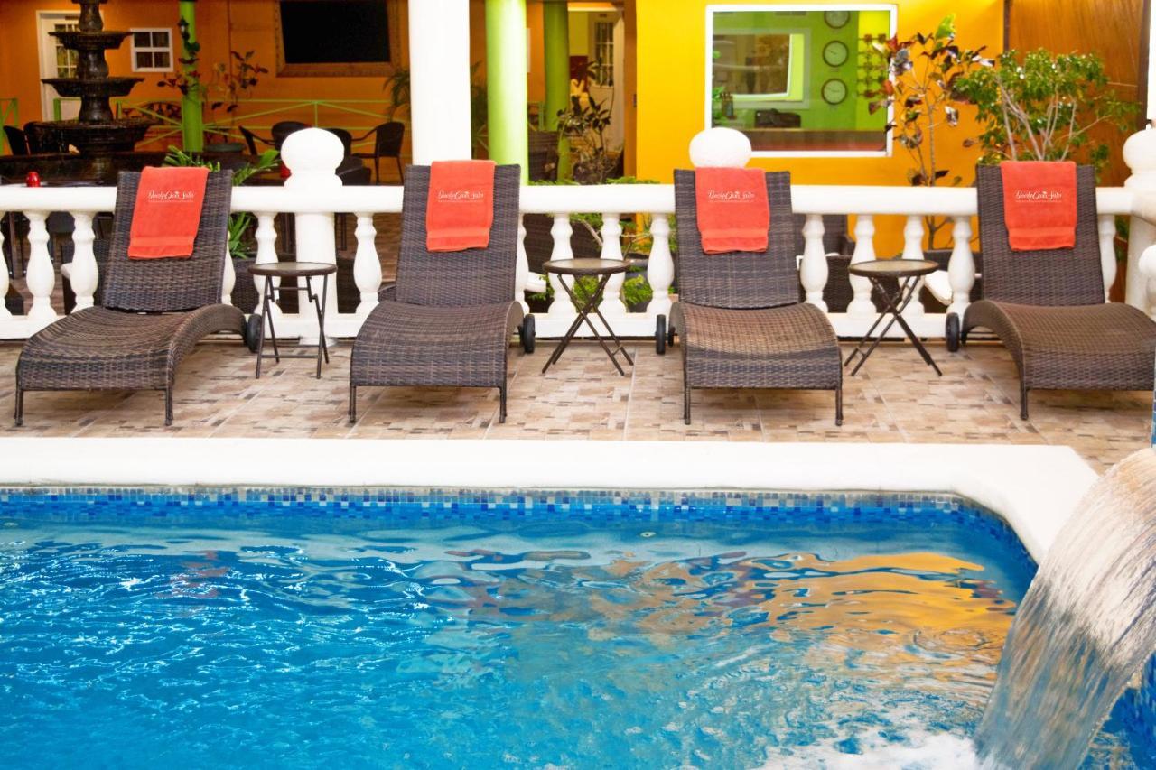 Beverly'S Oasis Suites Scarborough Εξωτερικό φωτογραφία